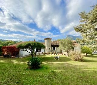  Maison � vendre 7 pi�ces 220 m�