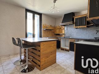  Immeuble � vendre 121 m�