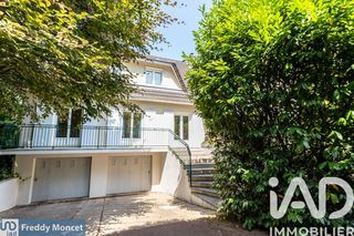  Maison � vendre 9 pi�ces 210 m�