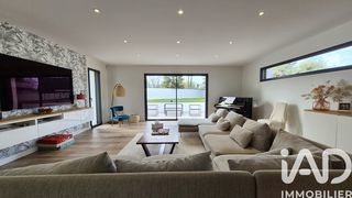  Villa � vendre 5 pi�ces 215 m�