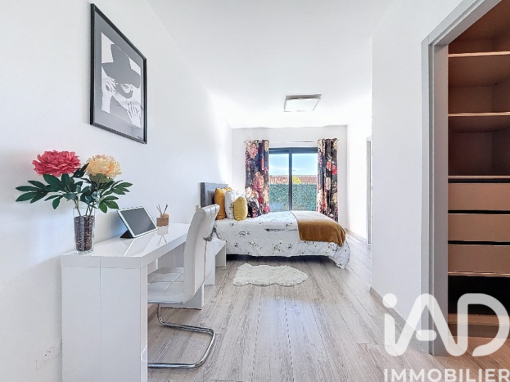 � vendre  Maison Llupia (66300)