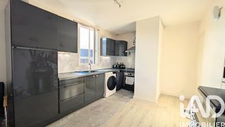  Immeuble � vendre 77 m�