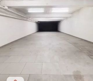  Parking / Garage � vendre 205 m�