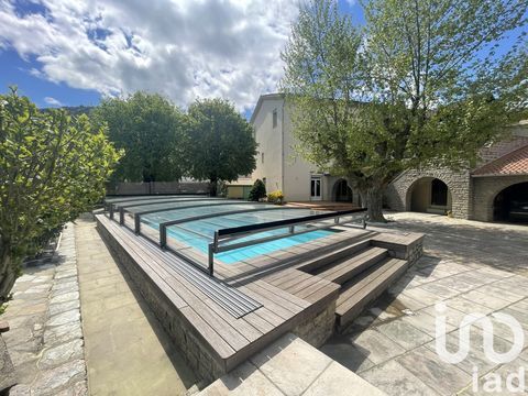   Vente Maison traditionnelle 9 pi�ces Maison - 9 pi�ce(s) - 335 m�