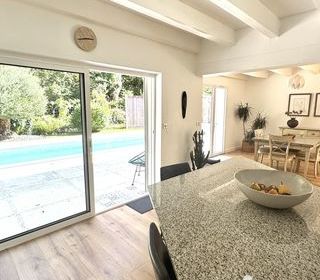  Maison � vendre 6 pi�ces 225 m�