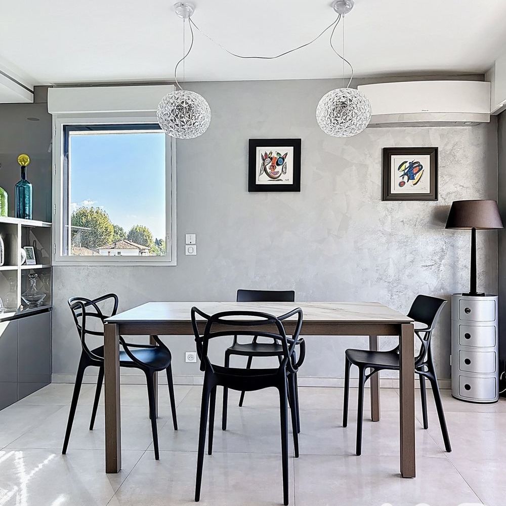 � vendre  Appartement Saint-Laurent-du-Var (06700)