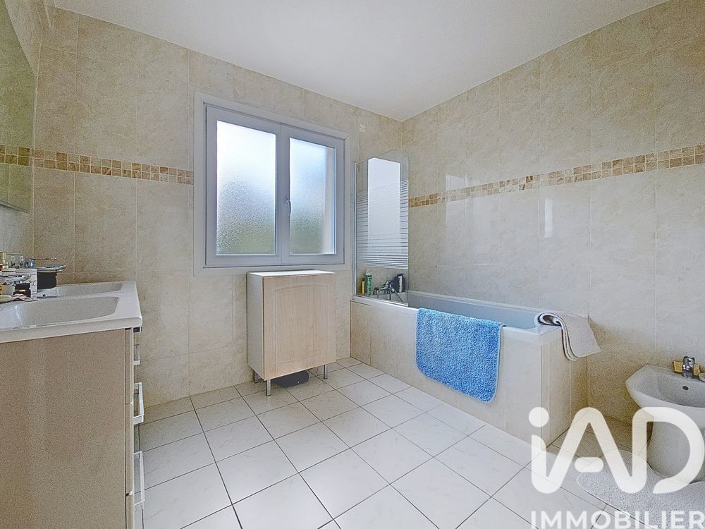 � vendre  Maison Montreuil (93100)