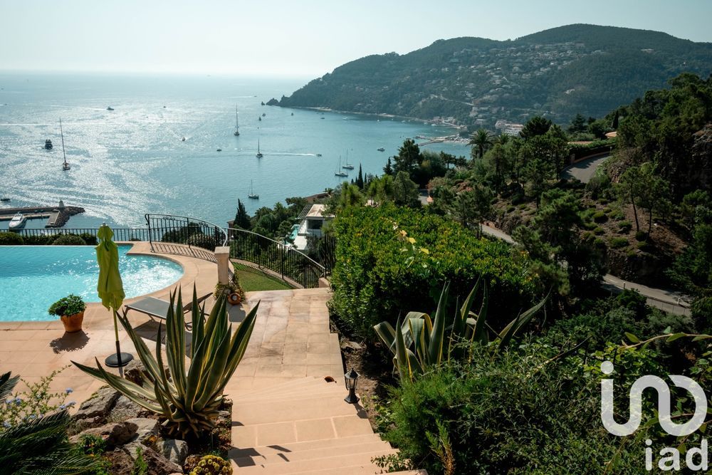 � vendre  Maison Th�oule-sur-Mer (06590)