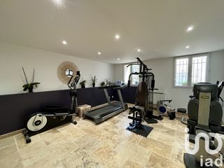  Immeuble � vendre 205 m�