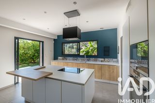  Villa � vendre 6 pi�ces 136 m�