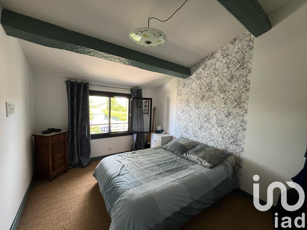 � vendre  Maison Pourri�res (83910)