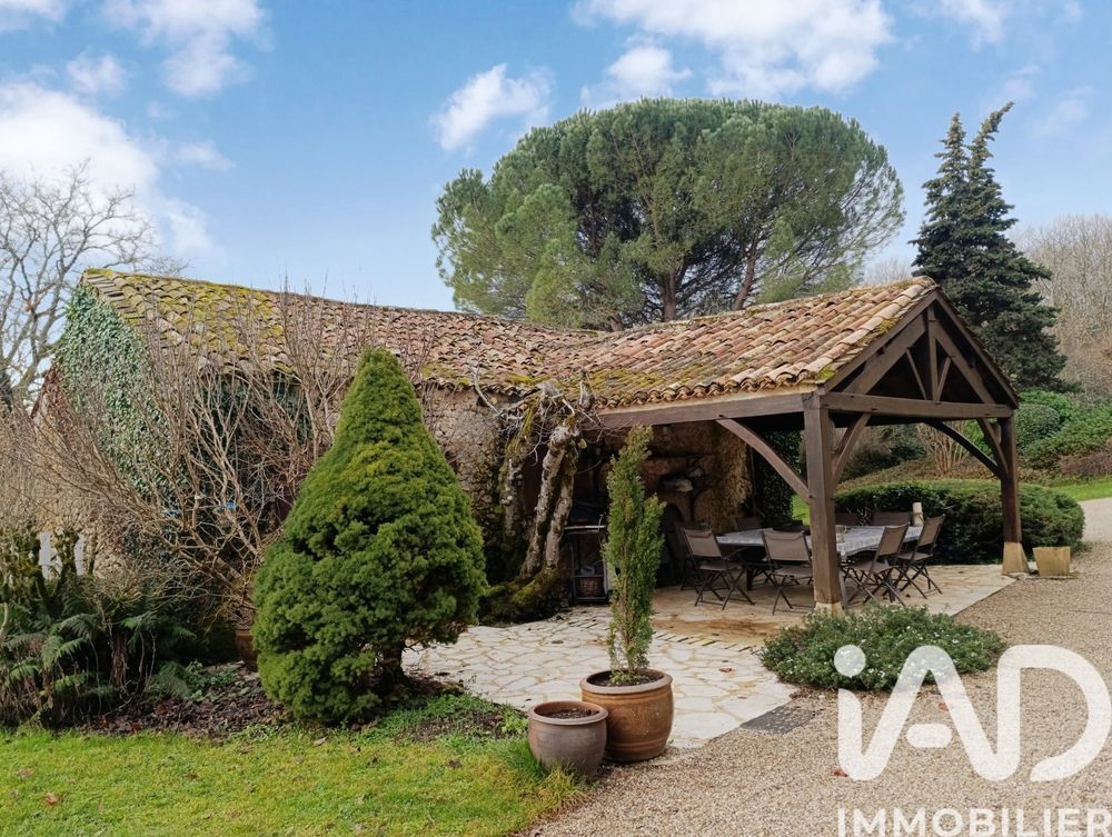 � vendre  Maison Lalinde (24150)