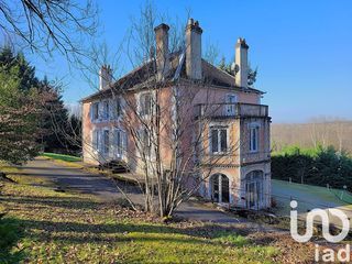  Maison � vendre 11 pi�ces 318 m�