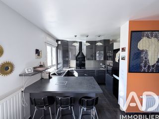  Maison � louer 6 pi�ces 86 m� Villevaud�