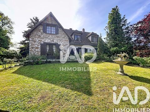   Vente Maison/villa 8 pi�ces Maison - 8 pi�ce(s) - 232 m�