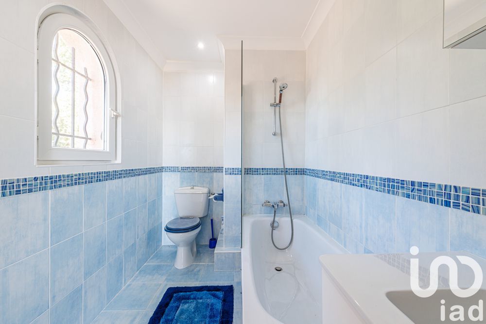 � vendre  Villa Tourrettes-sur-Loup (06140)