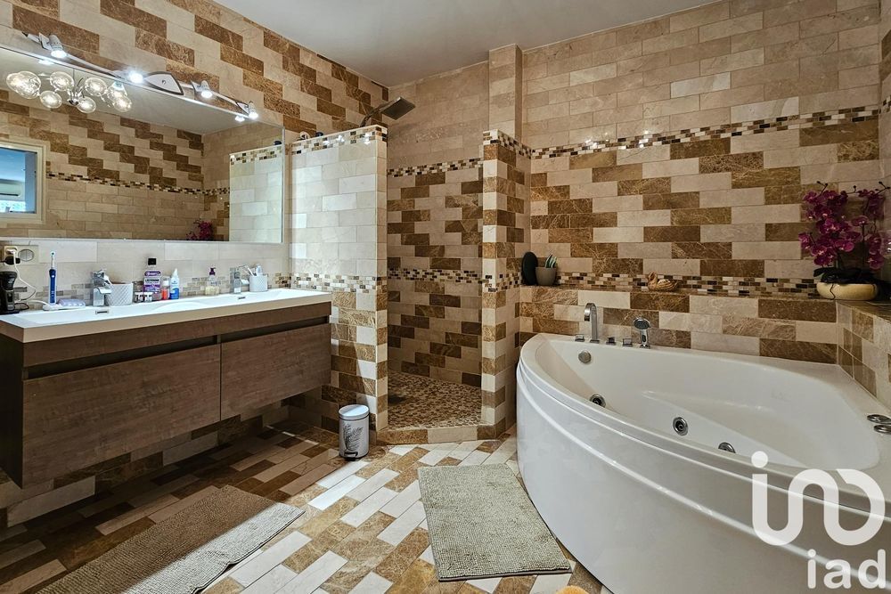 � vendre  Maison Arles (13200)