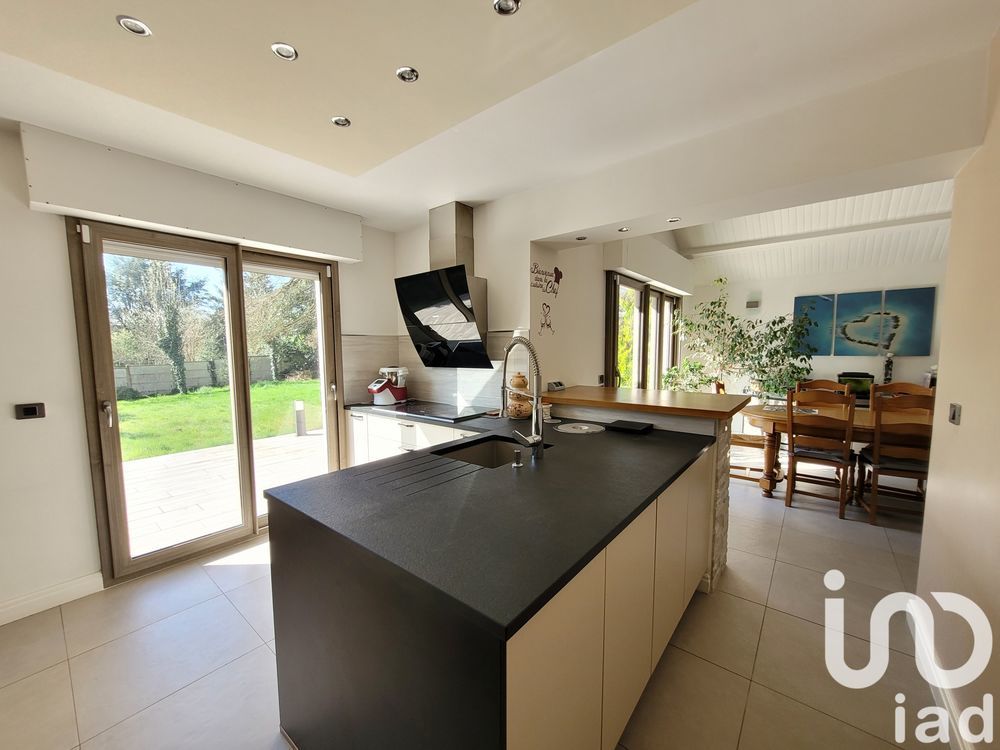 � vendre  Villa Longvilliers (78730)