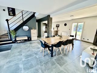  Maison � vendre 7 pi�ces 210 m�