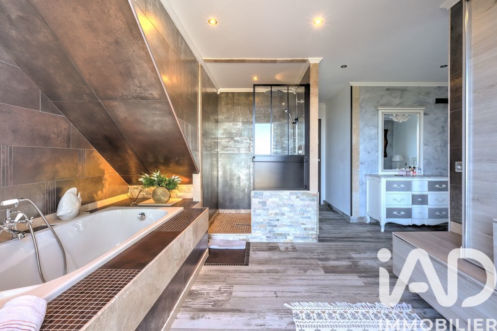 � vendre  Villa Les Adrets-de-l'Est�rel (83600)