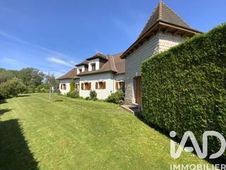  Maison � vendre 9 pi�ces 265 m�