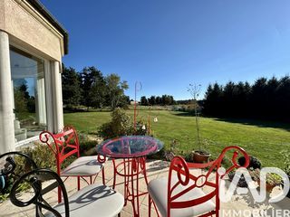  Villa � vendre 13 pi�ces 303 m�