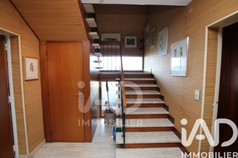  Maison � vendre 8 pi�ces 223 m�