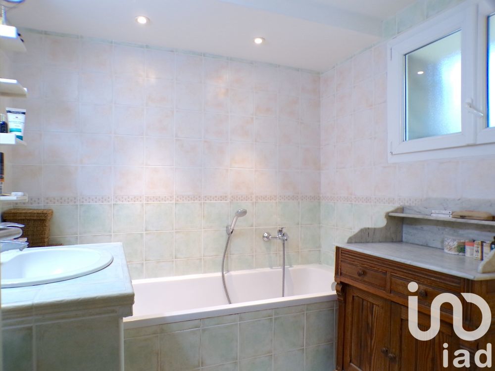 � vendre  Maison Saint-Rapha�l (83700)