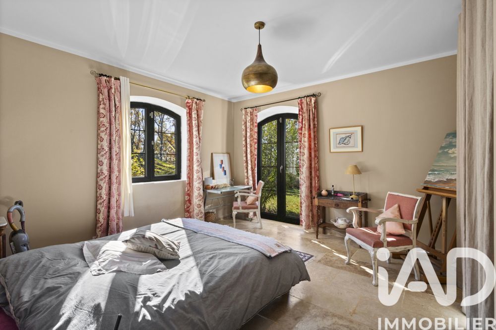 � vendre  Villa Aups (83630)