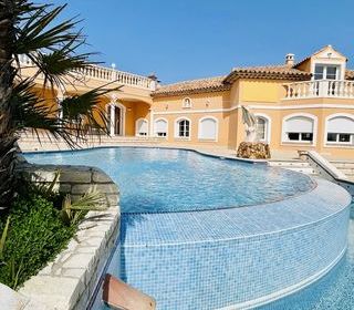  Maison � vendre 15 + pi�ces 630 m�