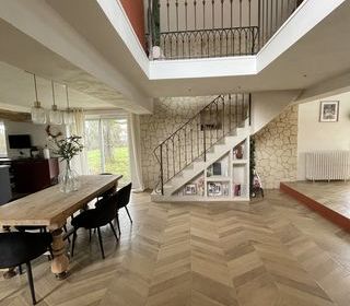  Maison � vendre 5 pi�ces 210 m�