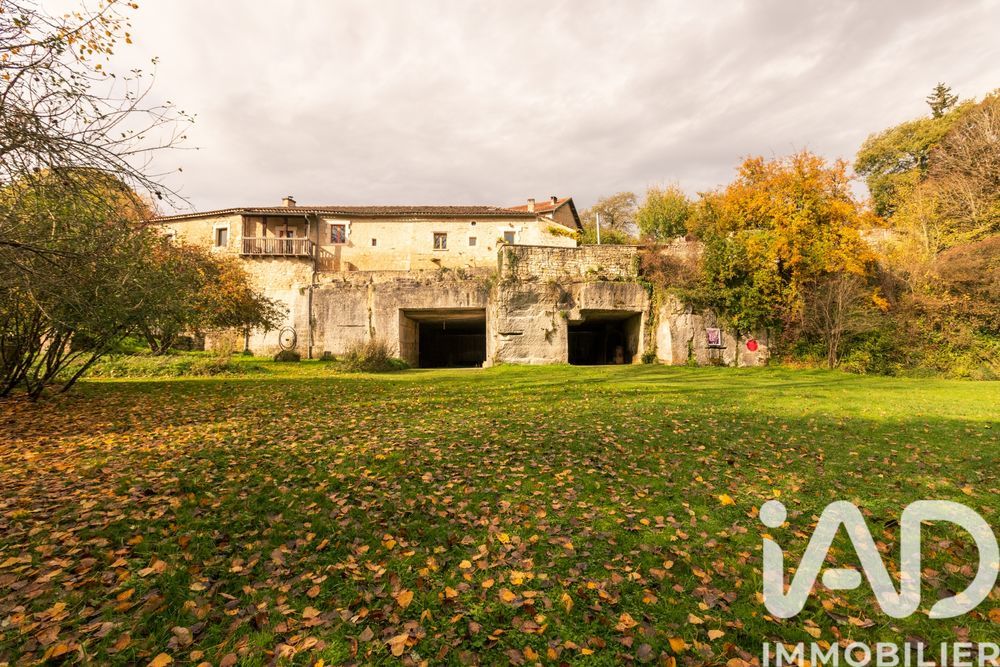 � vendre  Maison Sers (16410)