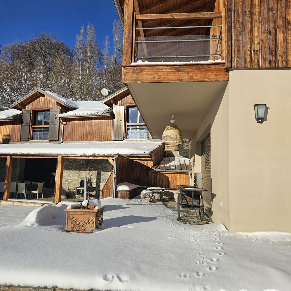 � vendre  Maison Saint-Apollinaire (05160)