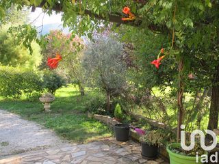  Maison � vendre 8 pi�ces 196 m�