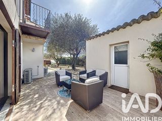  Maison � vendre 6 pi�ces 215 m�