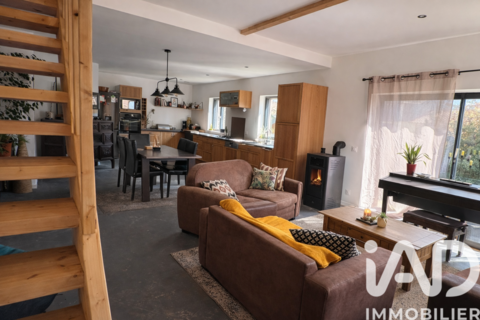   Vente Maison/villa 5 pi�ces Maison - 5 pi�ce(s) - 130 m�