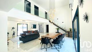  Maison � vendre 8 pi�ces 190 m�