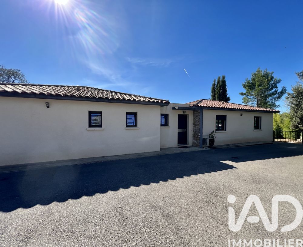 � vendre  Maison Saint-Zacharie (83640)