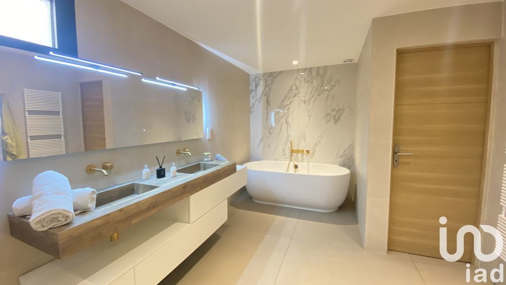 � vendre  Maison Mandelieu-la-Napoule (06210)