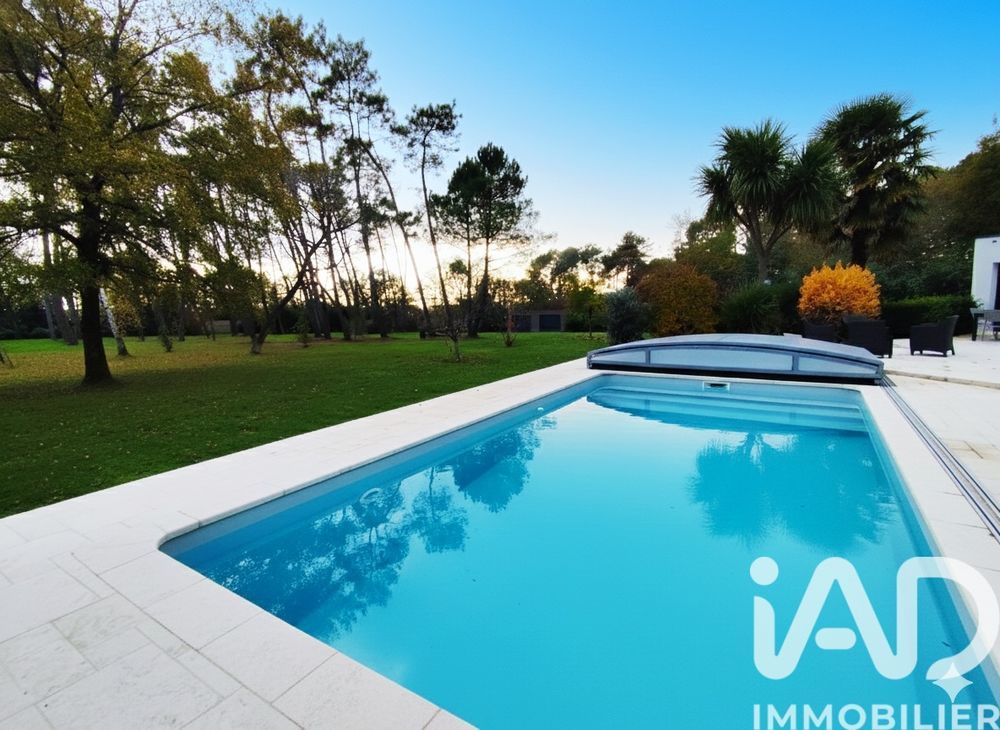 � vendre  Villa Bains-sur-Oust (35600)