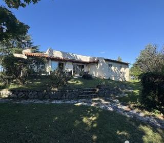  Villa � vendre 8 pi�ces 196 m�