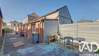  Immeuble � vendre 243 m�