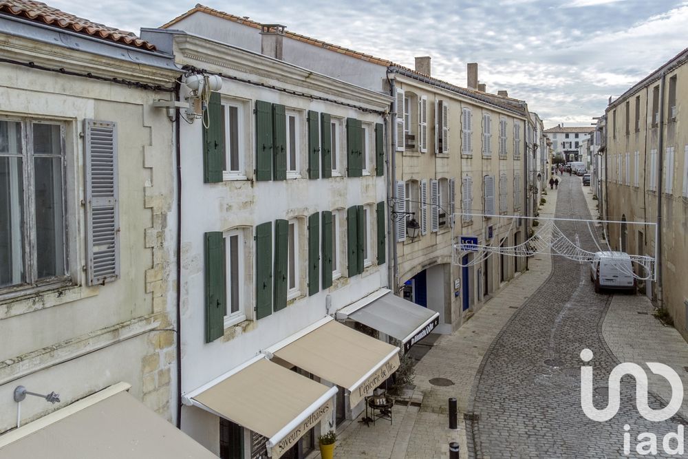 � vendre  Maison Saint-Martin-de-R� (17410)