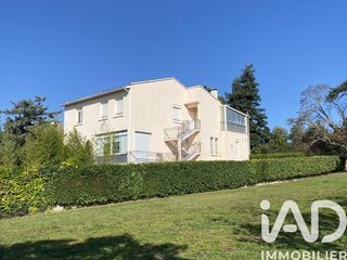  Immeuble � vendre 294 m�