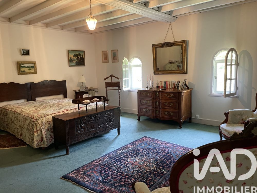 � vendre  Maison Saint-�milion (33330)