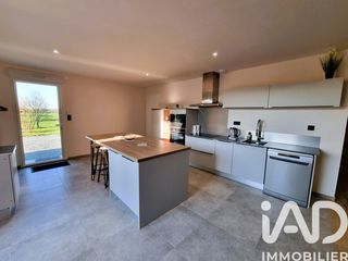  Maison � vendre 10 pi�ces 240 m�