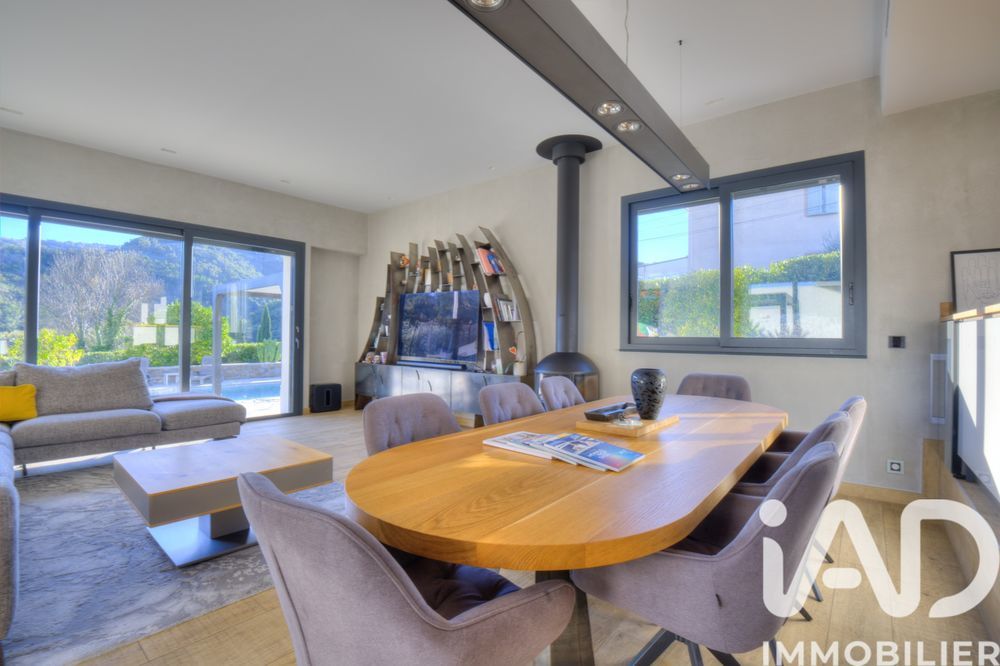 � vendre  Villa Auribeau-sur-Siagne (06810)