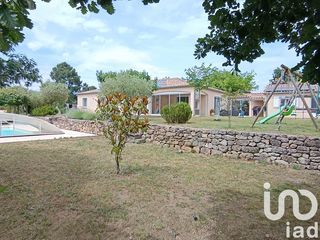  Maison � vendre 8 pi�ces 198 m�