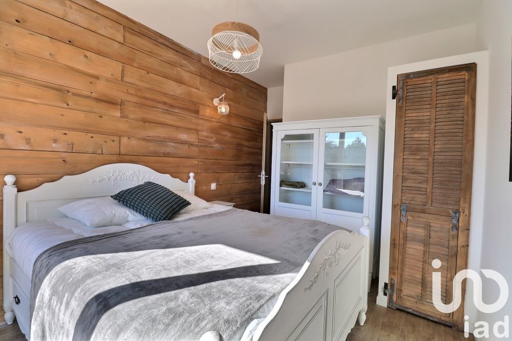 � vendre  Maison Sainte-Croix-du-Verdon (04500)