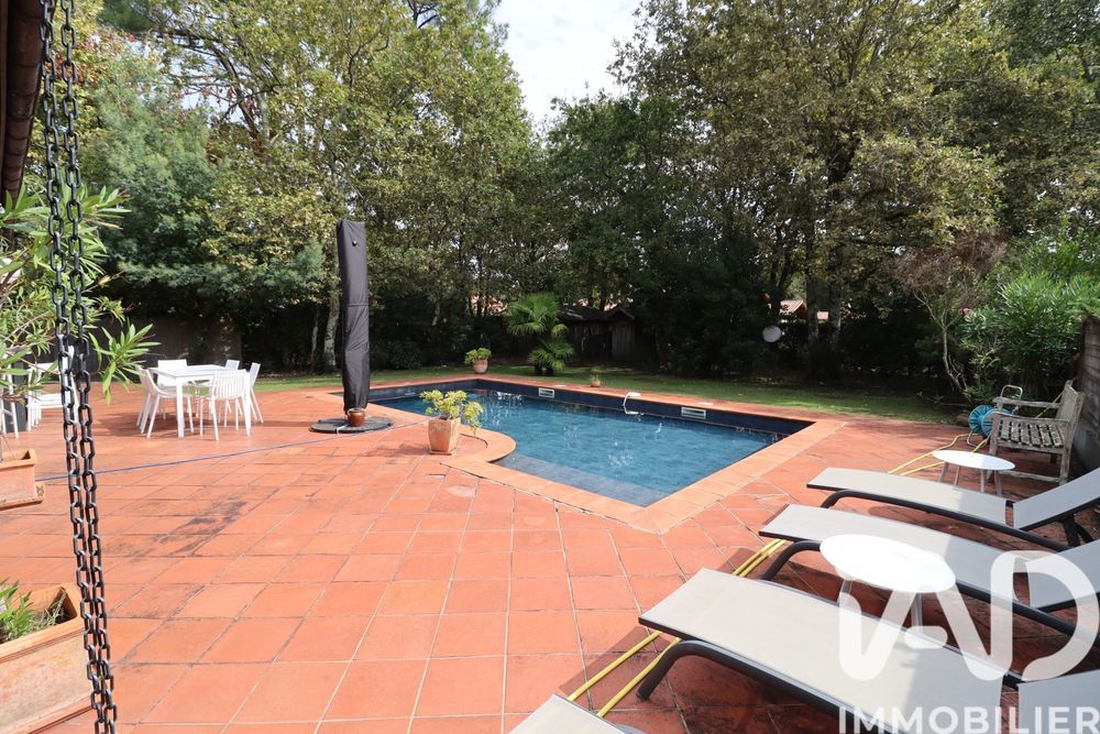 � vendre  Villa Gujan-Mestras (33470)